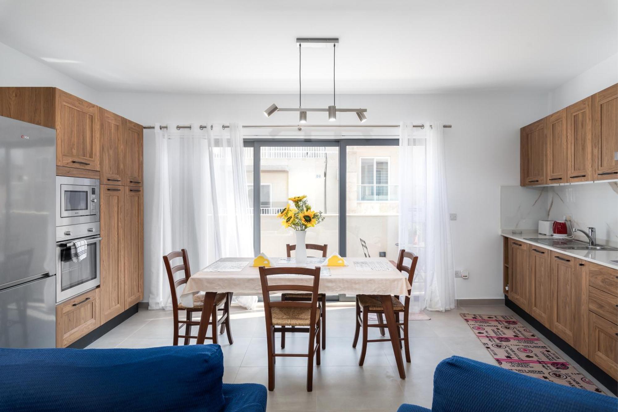 Modern 2Br Stylish Apartment With 2 Balconies - Close To St Julian'S & Sliema & Yacht Marina Pietà Exterior photo